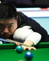 爱游戏体育-英锦赛四进决赛的丁俊晖vs三进决赛艾伦 数据占优