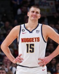 爱游戏官网-掘金登顶西部第一 约基奇三连MVP有戏？