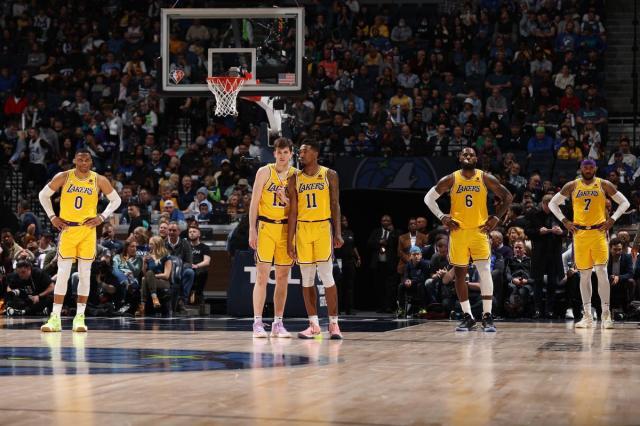 1647784983472098703.jpg 湖人.jpg